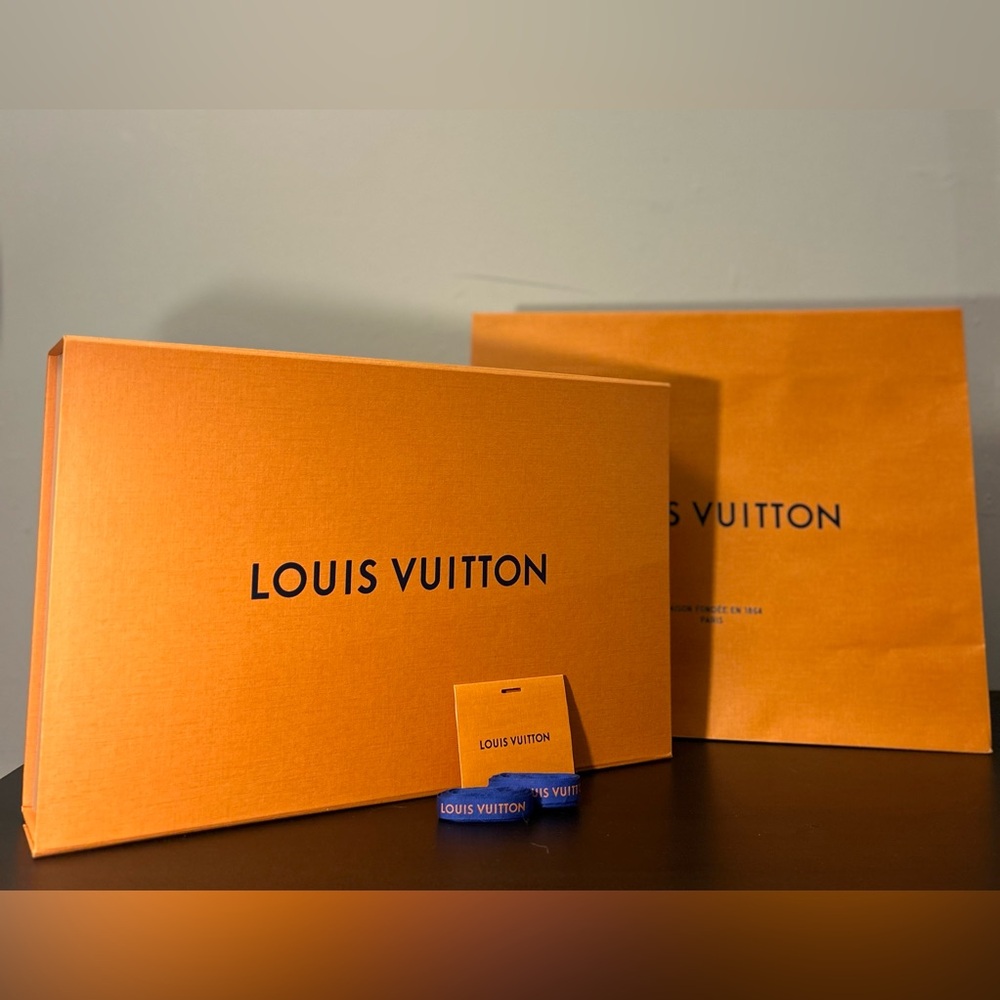 Authentic Louis Vuitton Magnetic Thin Box Set - 3 Sizes Available - Picture 2 of 5